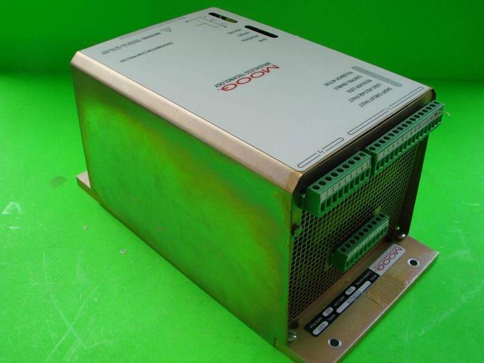Used MOOG Servo Motor Controller 152P428 Used