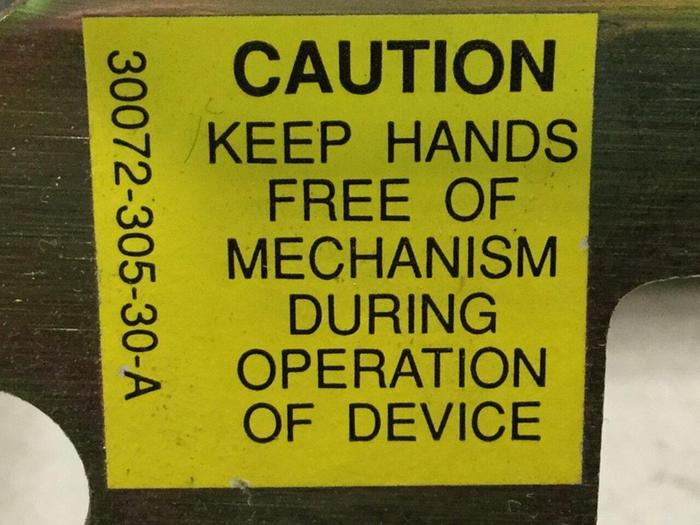 Used SQUARE D Breaker Operating Mechanism 30072-305-30-A #104500