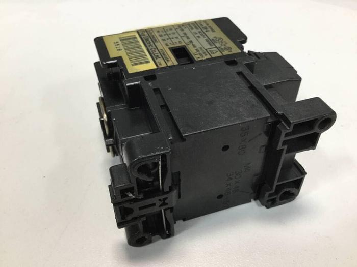 Used FUJI ELECTRIC Contactor SH-4 4SH422 #97908