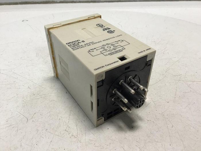 Used OMRON Timer H3CA-8 #124246