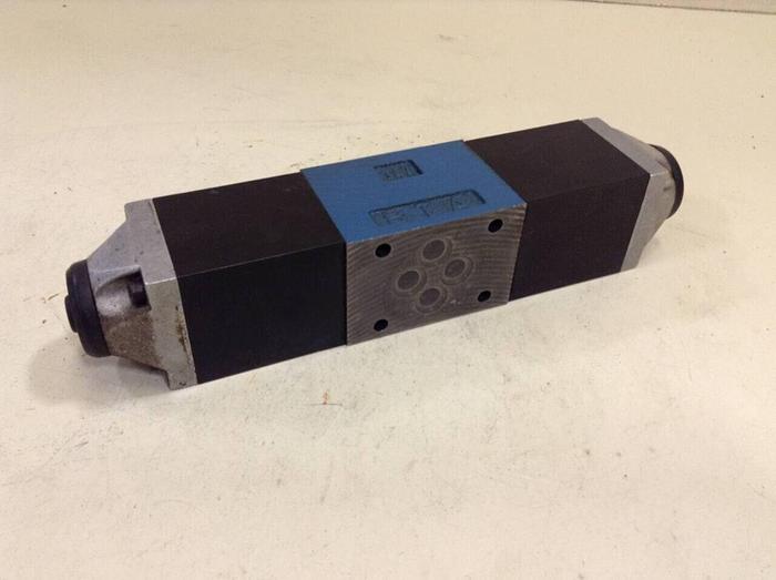 Used ARBURG Hydraulic Valve 4WE6G7353/BG24NK4/A07 SO39 #80844