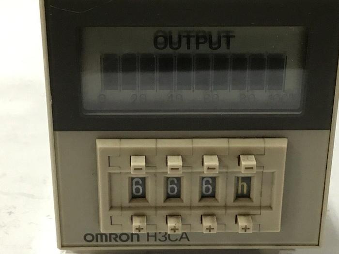 Used OMRON Timer H3CA-8 #124245