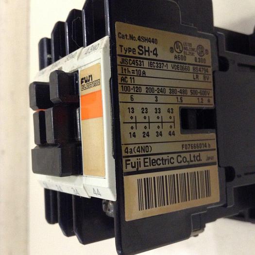 Used FUJI ELECTRIC Magnetic Contactor / Relay SH-4 4SH440 #77933