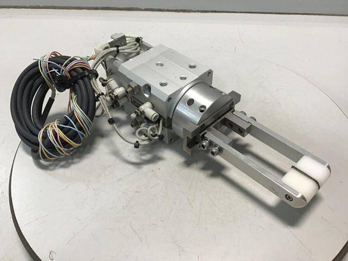 Used SMC Rotary Gripper MRHQ25D-180SX-M9BVL-M9BL-X169 Used