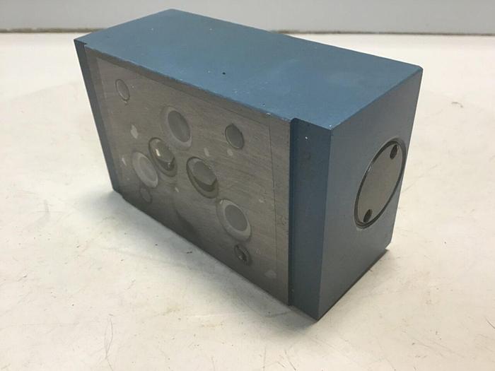 Used BOSCH Check Valve 0 811 020 027 Used