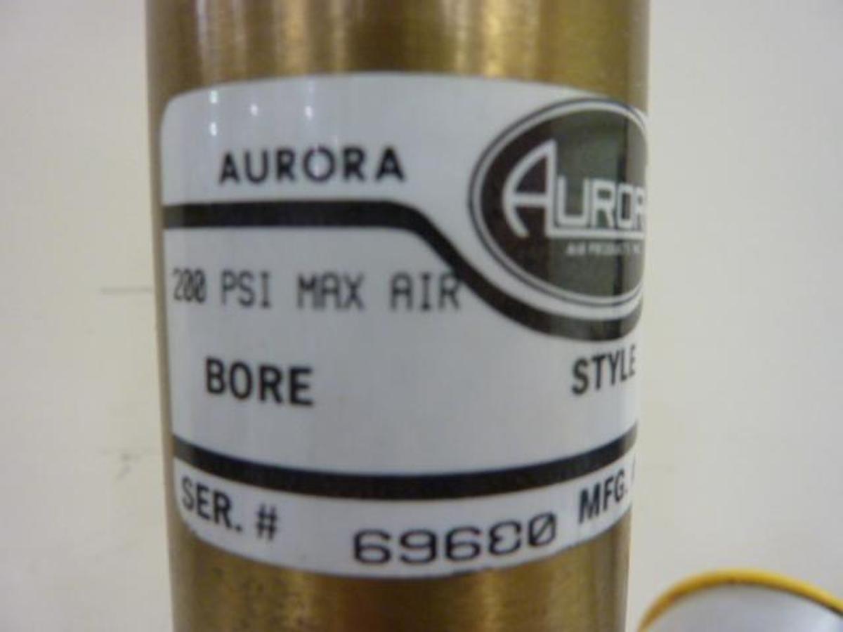 Used NOVATEC Station / Tee Valve 4IN ST VLV USED