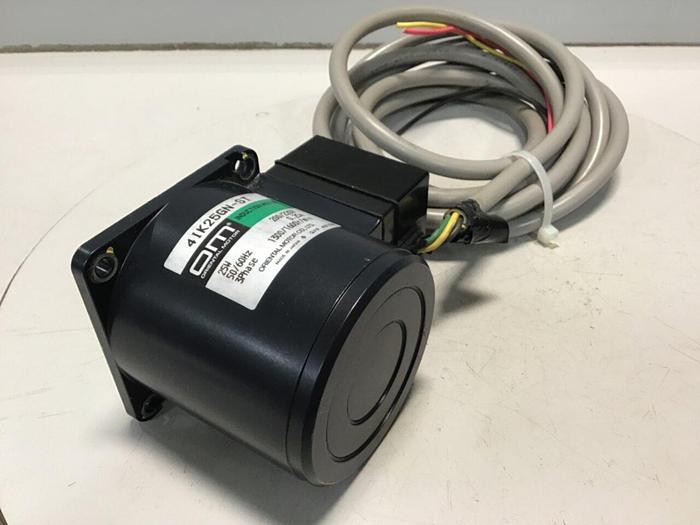 Used ORIENTAL MOTOR Induction Motor 4IK25GN-ST #119985
