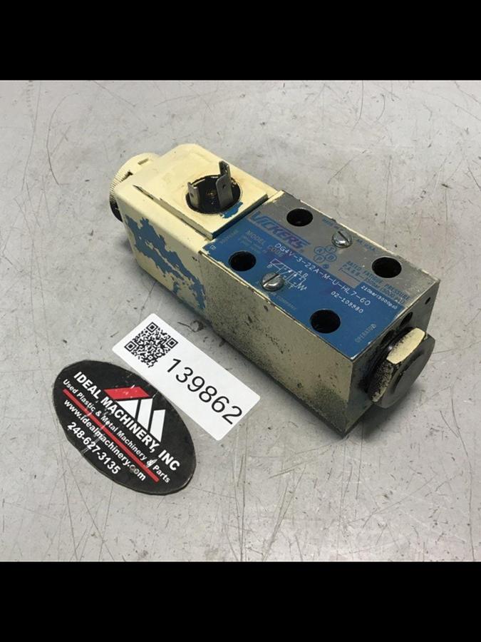 Used VICKERS Valve DG4V-3-22A-M-U-HL7-60 #139862