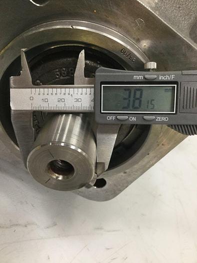 Used BRUENINGHAUS HYDRAULIK Hydraulic Pump AA4VS071FRG1 Used