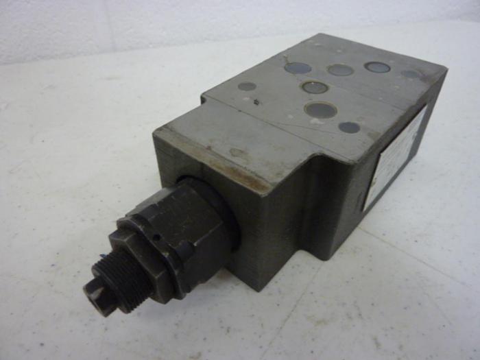 Used REXROTH Valve Manifold ZDB10VA242200V #51645