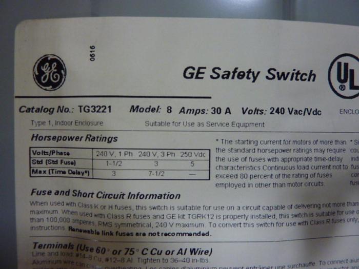 Used GENERAL ELECTRIC 30 Amp Safety Switch TG3221 #54895