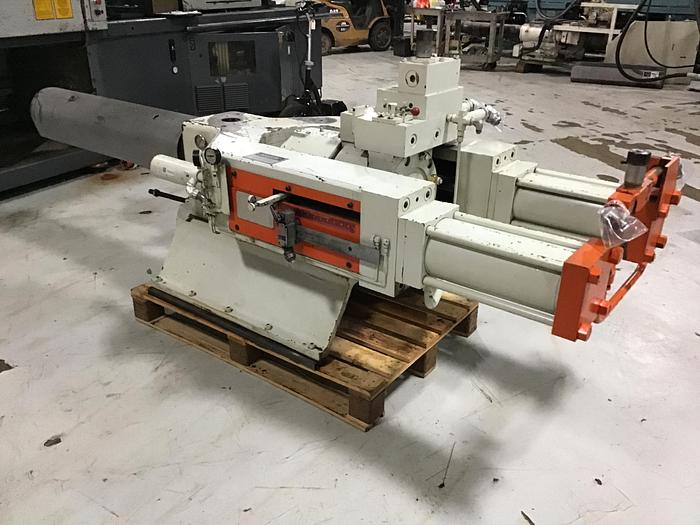 Used VAN DORN 300-RS-35F / IU 35 Oz Injection Unit Used #142051