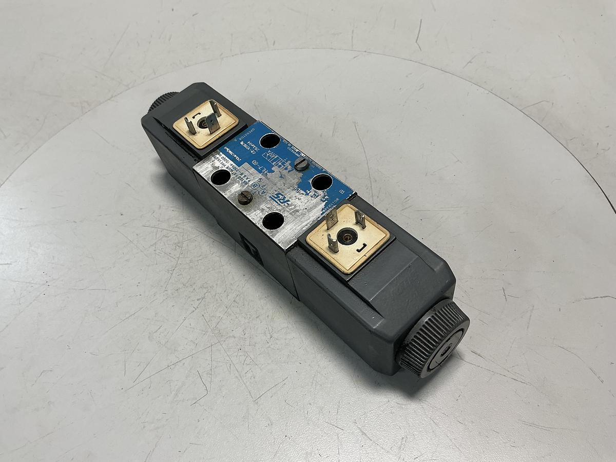 Used VICKERS DG4V-3-2AL-M-U-HL7-60