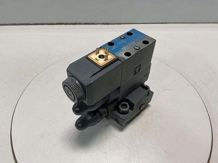 Used VICKERS DG4V-3-2AL-M-U-HL7-60