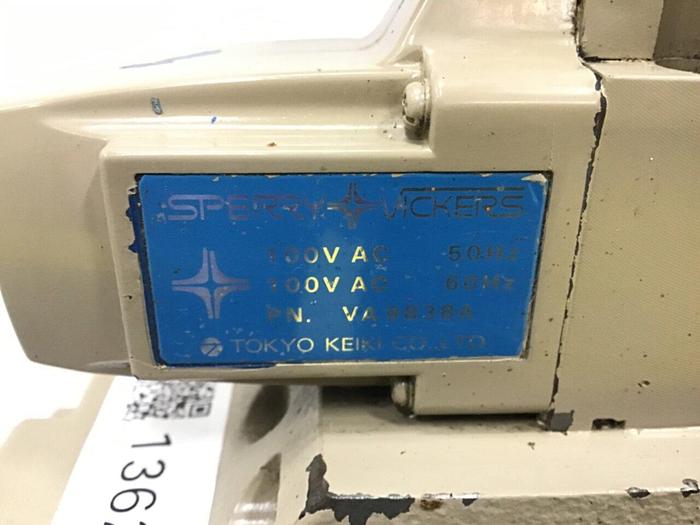 Used VICKERS Valve DG4V-3-6C-PL-T-10-JA-S310 #136288