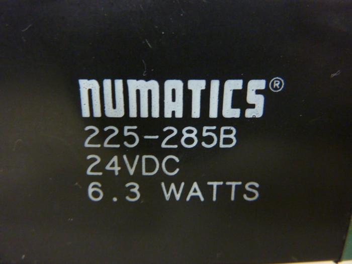 Used NUMATICS Solenoid Valve 082SS415M019M61 #52236