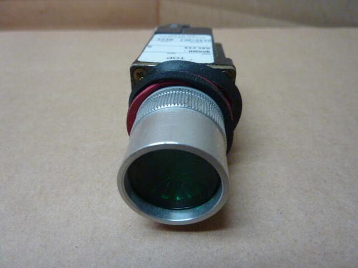 Used ALLEN BRADLEY Push Button 800MR-QAL24S GREEN #31276