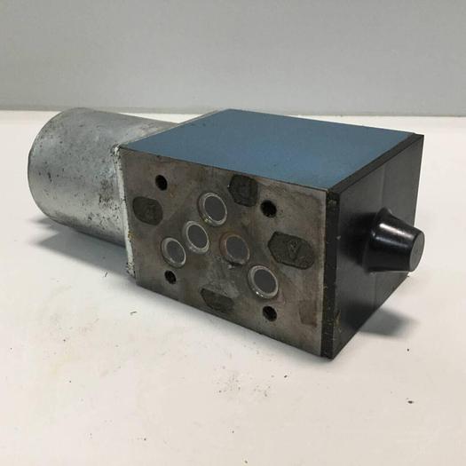 Used BOSCH Valve 0 810 001 046 #92394