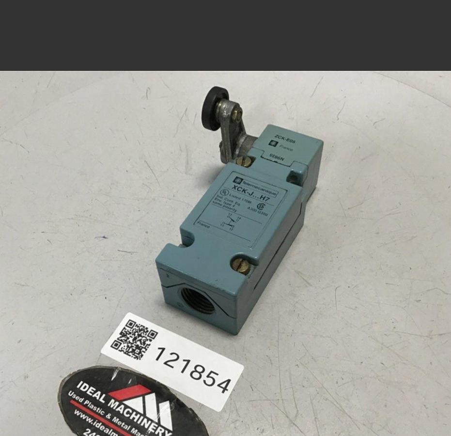 Used TELEMECANIQUE Limit Switch XCK-J-H7 USED