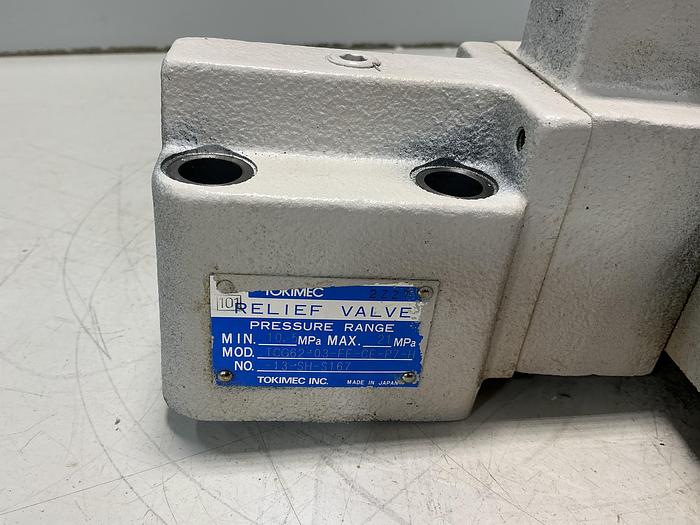 Used TOKIMEC DG4VS-30C-M-P7-H-7-P12-52