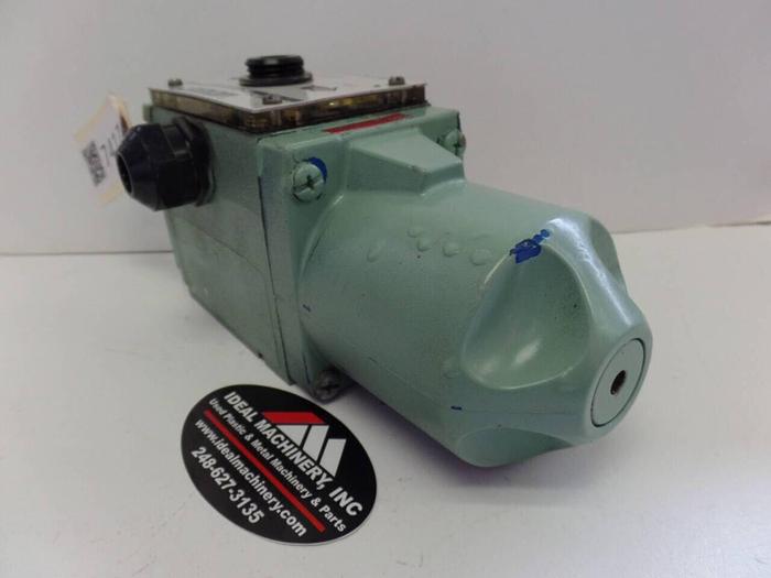 Used VICKERS Valve DG4S52AMW2H10LH #74174