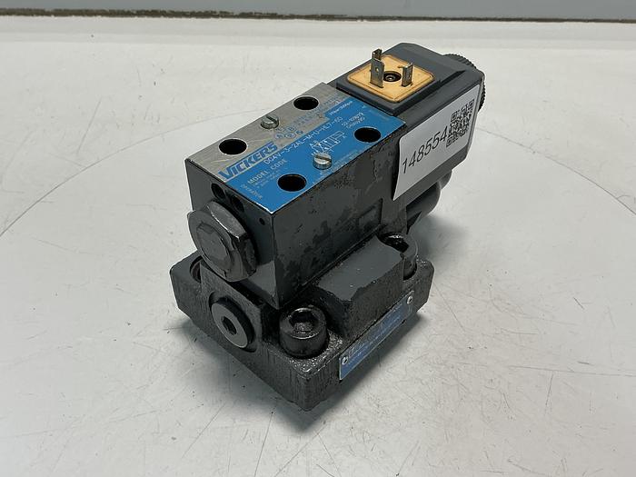 Used VICKERS DG4V-3-2AL-M-U-HL7-60