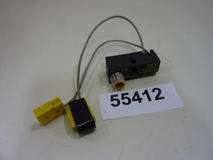 Used TURCK ELEKTRONIK Proximity Switch NI2-Q6,5-AP6-0,16-FS4,4X3/S304 #59078