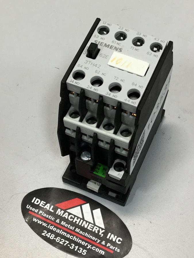 Used SIEMENS Contactor Relay 3TH4262-0A USED