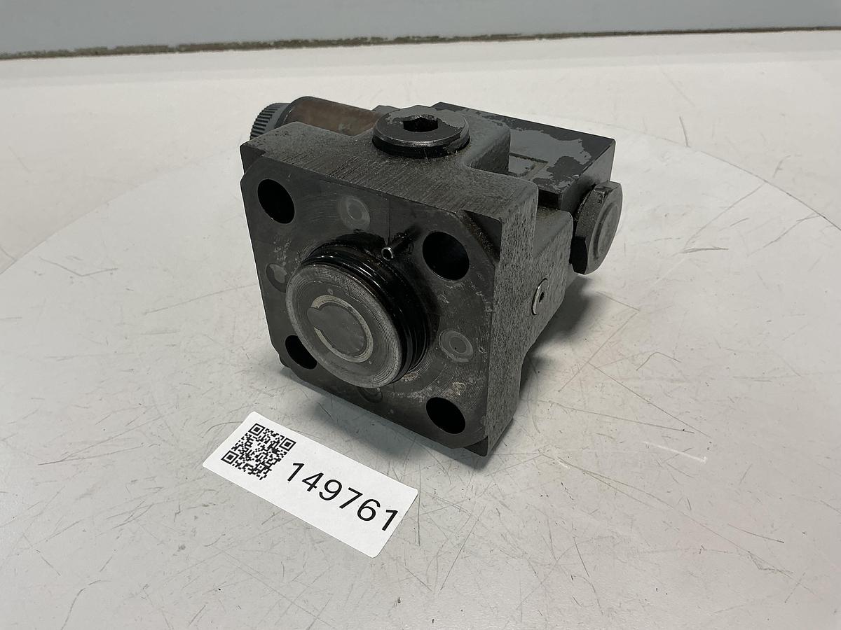 Used VICKERS DG4V-3S-2A-M-U-HL7-60-EN490