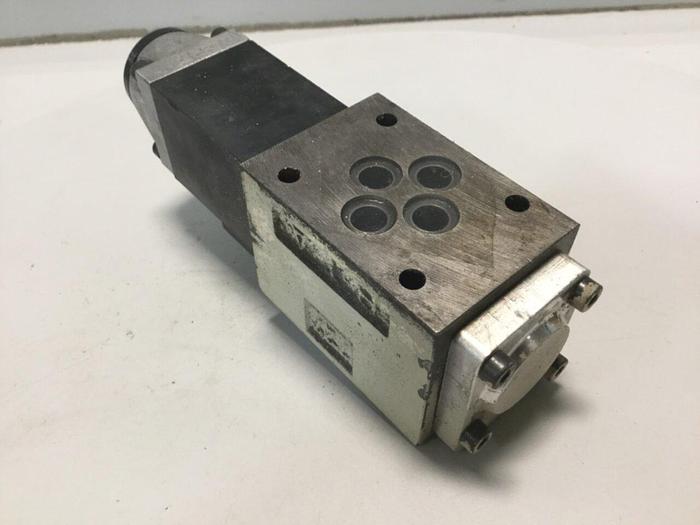 Used REXROTH Valve 4WE 6 D53 4WE6D53/AG24NZ4 #105642