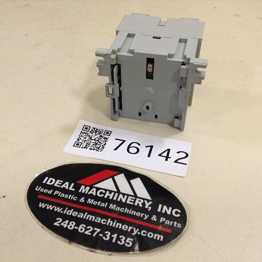 Used ALLEN BRADLEY Control Relay 700DC-MB400 SER A #76142