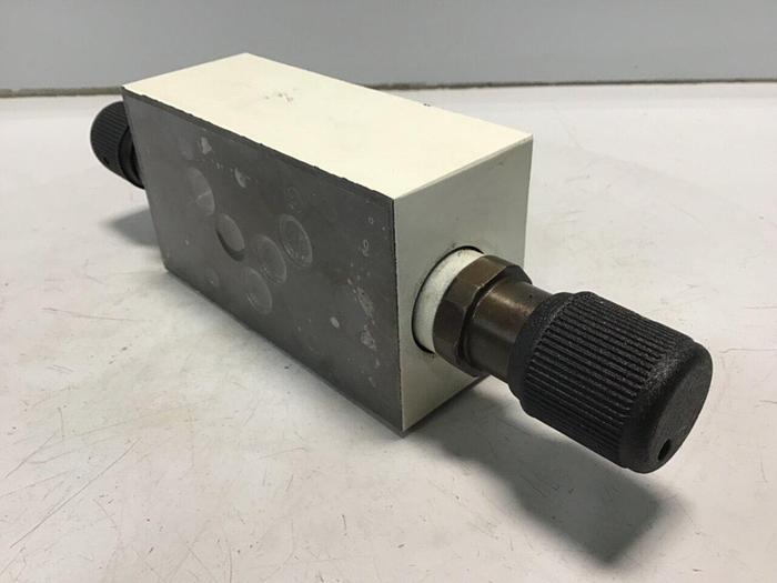 Used VICKERS Hydraulic Valve DGMFN-5-X-A2H-B2H-30 #133014