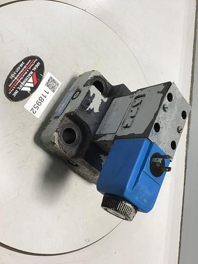 Used VICKERS Valve CVCS40D1S210 #118952