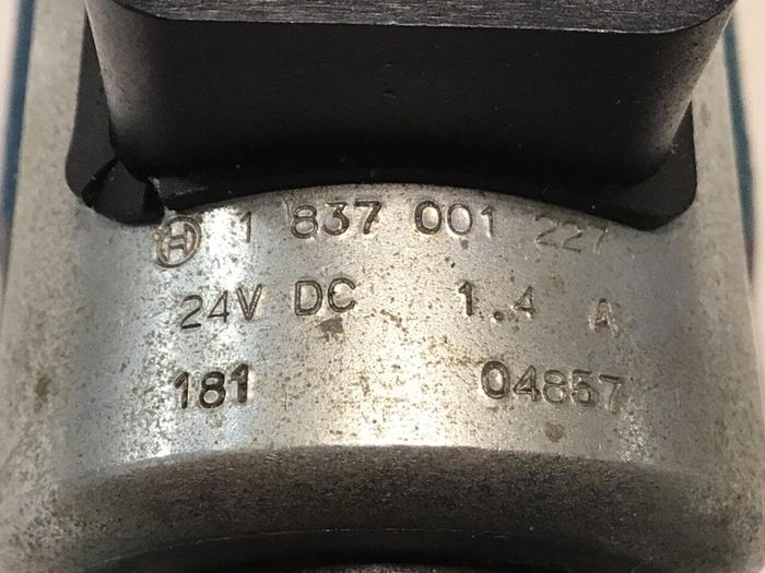 Used BOSCH Directional Valve 0 810 091 423 Used