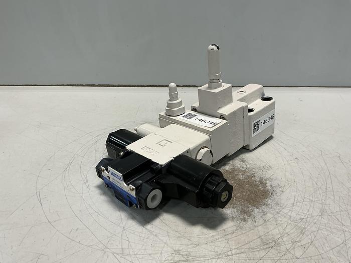 Used TOKIMEC DG4VS-3-0C-M-P7-H-7-P12-52