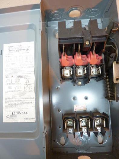 Used SQUARE D 30 Amp Safety Disconnect Switch H361 E1 Used