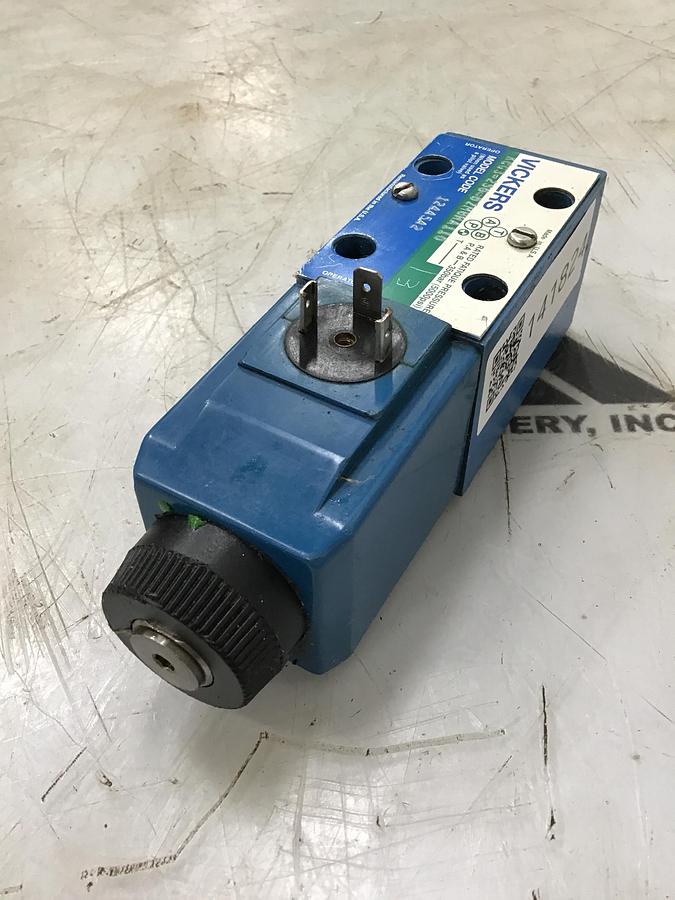 Used VICKERS KCG3250DZMUHA110 Valve Used #141824