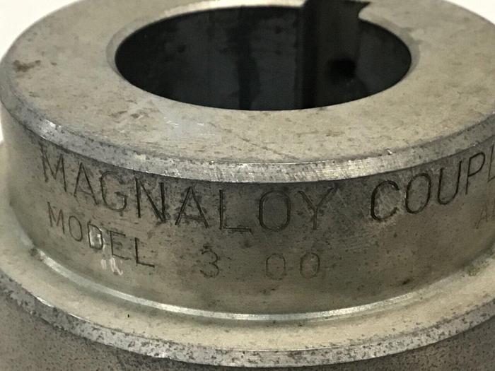 Used MAGNALOY COUPLINGS Coupling 300 LJ #132790