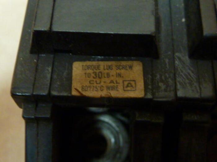 Used GENERAL ELECTRIC / GE 10 Amp Circuit Breaker TQL2110 #29484