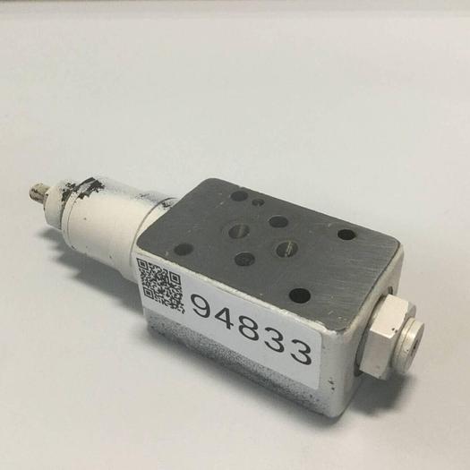 Used VICKERS Tokimec Valve DGMX23PPCWB40J Used