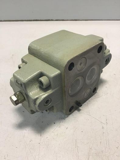 Used TOKIMEC VICKERS Valve RG-06-Z1-22-JA-S135-J Used