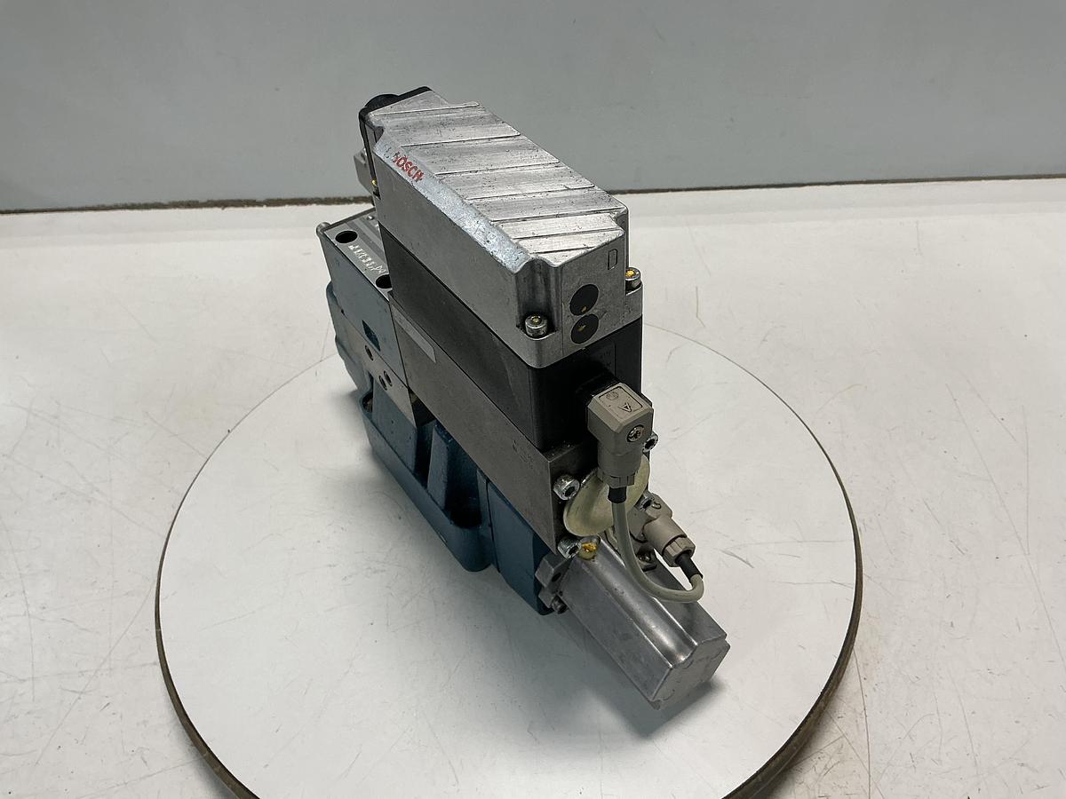 Used BOSCH 0 810 090 107