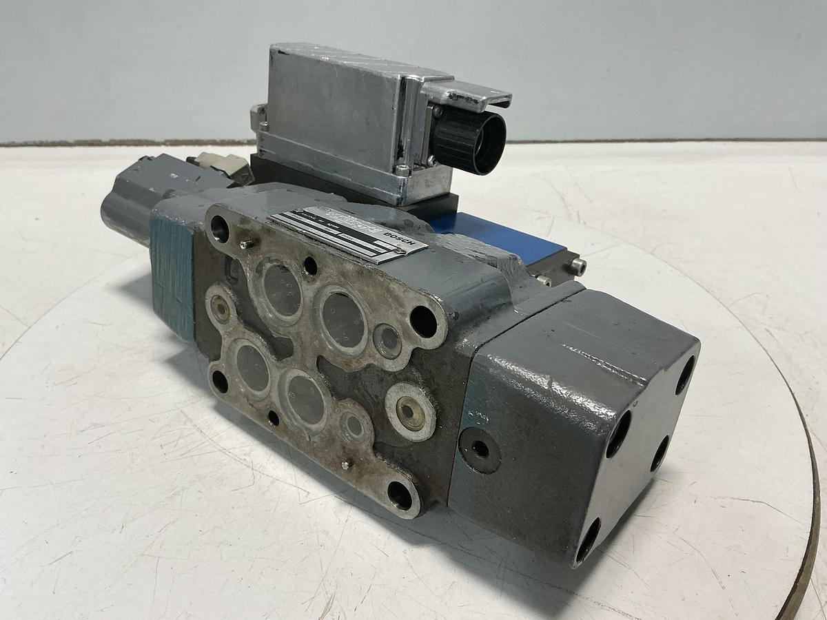 Used BOSCH 0 811 404 616