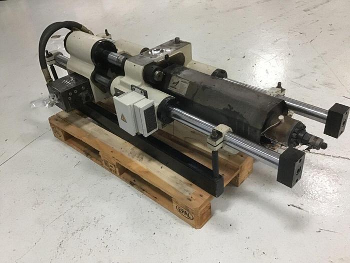 Used FERROMATIK MILACRON 4.44 Oz Injection Unit VV85-4.44 / IU Used