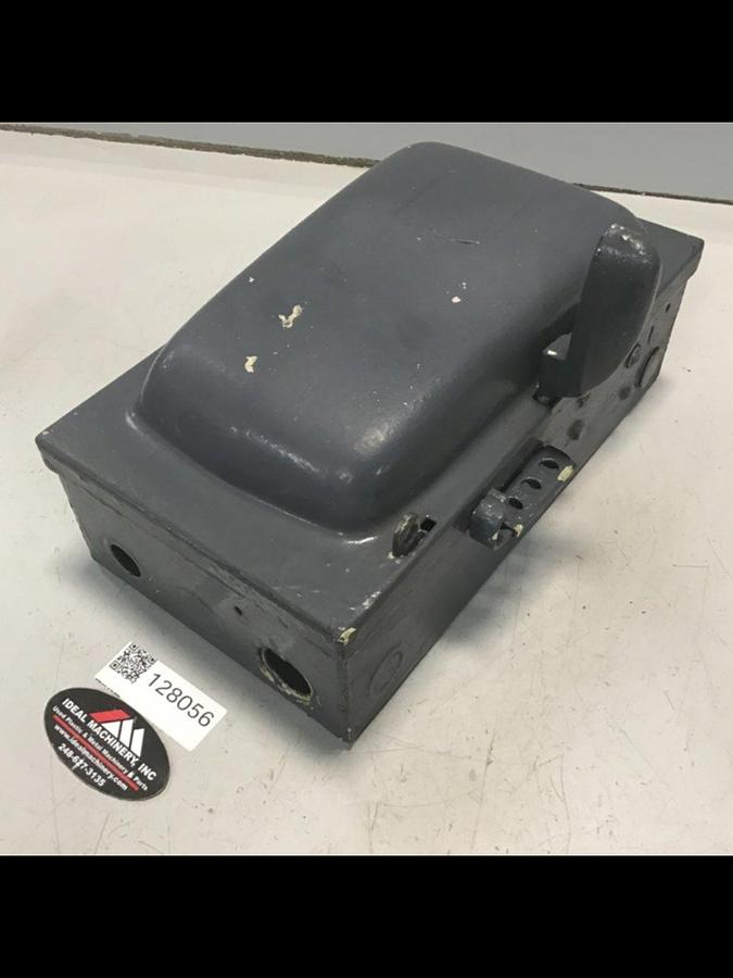 Used SQUARE D 30 Amp Safety Switch Ser A1 A85341 USED