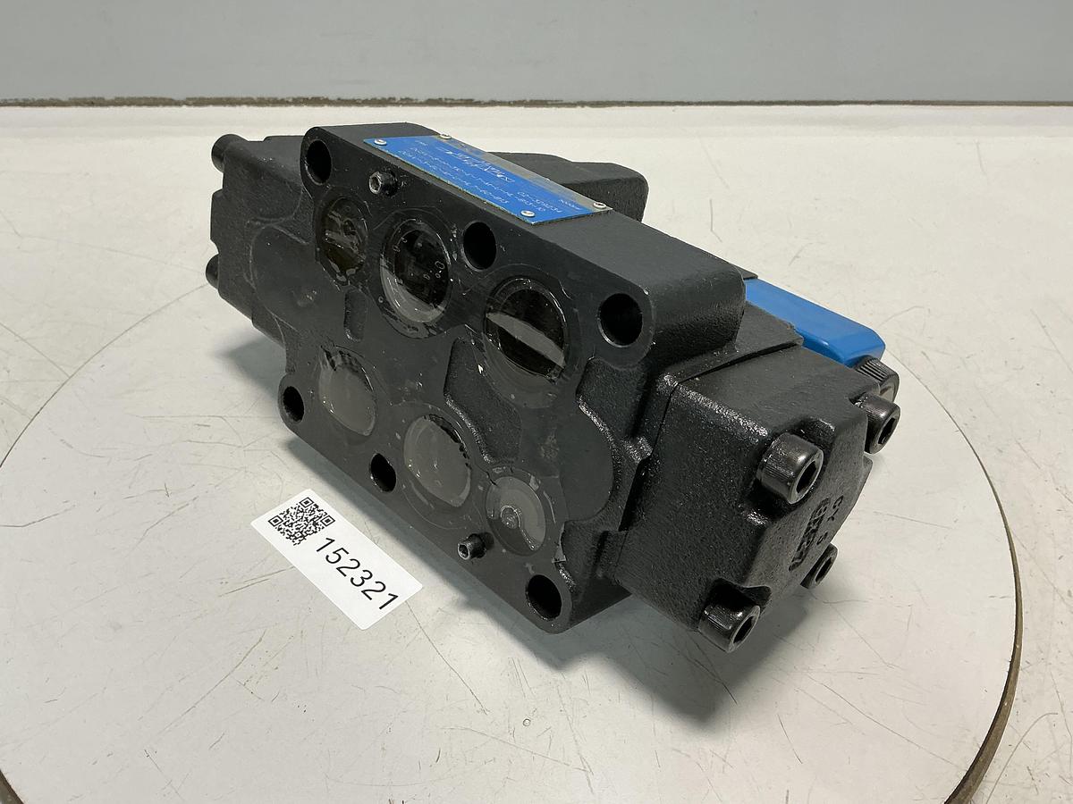 Used VICKERS DG4V-3-6C-M-U-HL7-60-B13