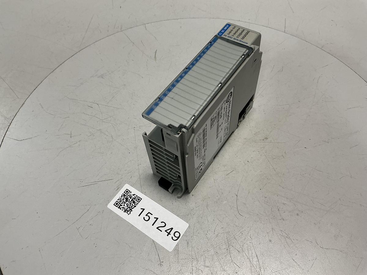Used ALLEN BRADLEY 1764-24BWA SER B