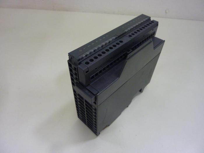Used SIEMENS Input Module 6ES7 321-1BH02-0AA0 #46322