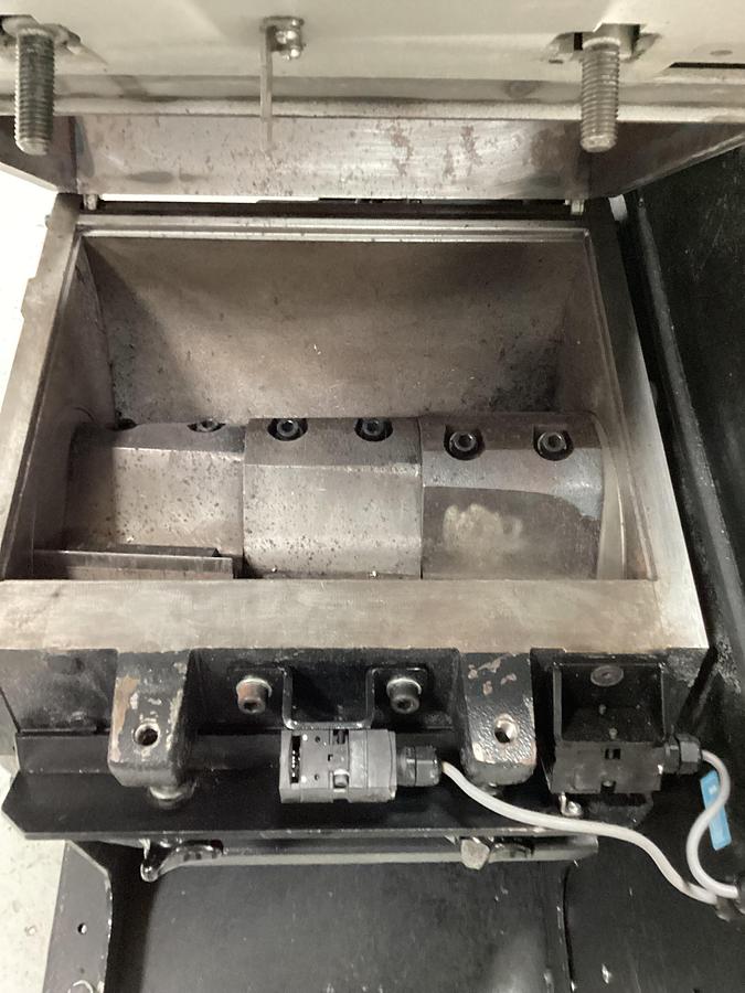 Used MILACRON MG-814 GRINDER / DNL