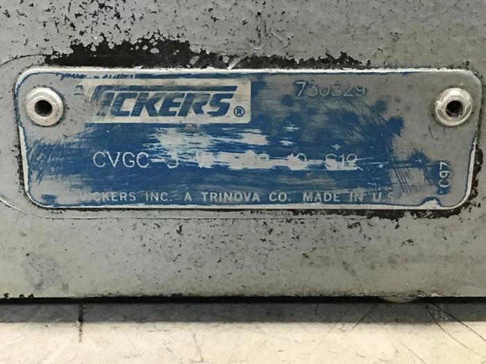 Used VICKERS Valve CVGC3W25010S12 #136692